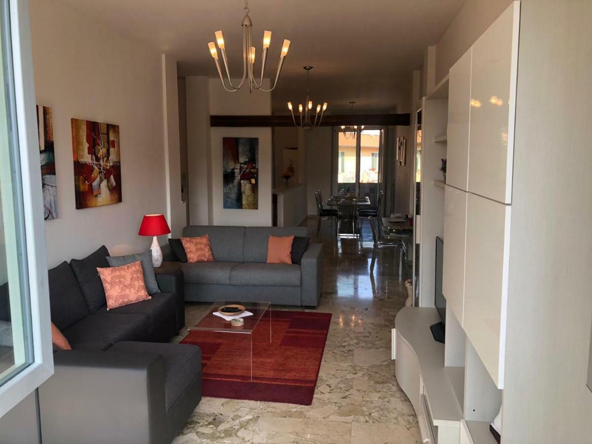 Romina Apartment แวร์บาเนีย ภายนอก รูปภาพ